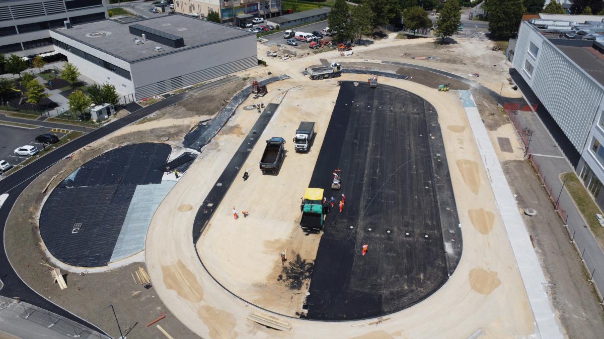 Fotogalerije med gradnjo in končna podoba (1)